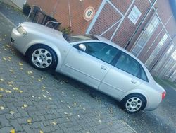 Silber Gebraucht 2024 Audi A4 Limousine | 3.500 €