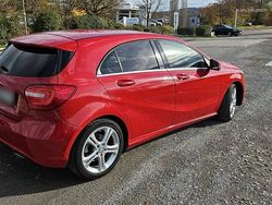Rot Gebraucht 2015 Mercedes A180 Business Limousine | 13.900 € (Fairer Preis)