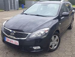 Schwarz Gebraucht 2009 Kia Ceed Sportswagon Kombi | 2.700 € (Fairer Preis)
