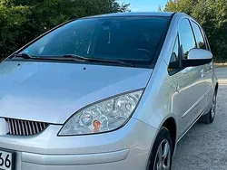 Grau Gebraucht 2006 Mitsubishi Colt Kleinwagen | 1.000 €