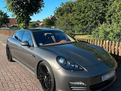 Grau Gebraucht 2013 Porsche Panamera Limousine | 27.900 €