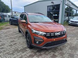 Terracottabraun Neu 2025 Dacia Jogger Extreme Van / Kleinbus | 23.330 € (Fairer Preis)