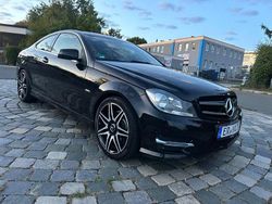 Schwarz Gebraucht 2013 Mercedes C250 AMG line Coupé | 13.999 € (Fairer Preis)