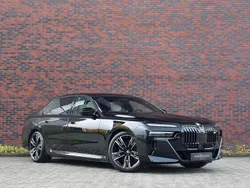 Schwarz Gebraucht 2023 BMW M760e Sport Line Limousine | 119.950 € (Fairer Preis)