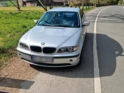 Silber Gebraucht 2003 BMW 320 Limousine | 4.000 € (Fairer Preis)