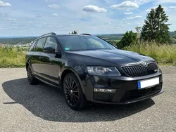 Schwarz Gebraucht 2015 Skoda Octavia RS Kombi | 13.600 € (Superpreis)