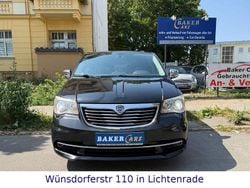 Schwarz Gebraucht 2014 Lancia Voyager Platinum Van / Kleinbus | 11.990 € (Fairer Preis)