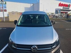 Silber Gebraucht 2018 VW Caddy Van / Kleinbus | 10.500 € (Guter Preis)