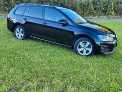 Schwarz Gebraucht 2015 VW Golf VII Highline Kombi | 9.900 € (Fairer Preis)