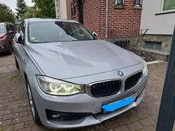 Silber Gebraucht 2015 BMW 318 Gran Turismo Sport Line Limousine | 8.900 € (Fairer Preis)