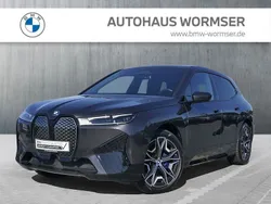 Grau Gebraucht 2022 BMW iX Sport Line SUV | 56.390 € (Guter Preis)