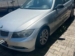 Grau Gebraucht 2008 BMW 318 Kombi | 1.900 € (Superpreis)