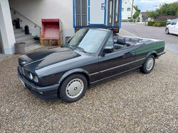 Schwarz Gebraucht 1988 BMW 325 Cabriolet Performance Cabrio | 18.999 €
