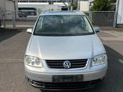 Silber Gebraucht 2005 VW Touran Van / Kleinbus | 2.500 € (Fairer Preis)