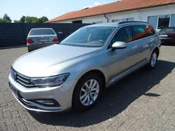 Silber Gebraucht 2023 VW Passat Business Kombi | 19.990 € (Guter Preis)