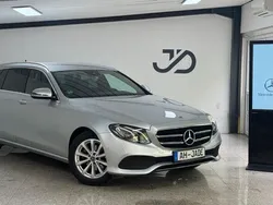 Silber Gebraucht 2020 Mercedes E220 Avantgarde Limousine | 27.900 € (Superpreis)