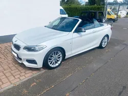 Weiß Gebraucht 2016 BMW 220 M Sport Cabrio | 20.200 € (Guter Preis)