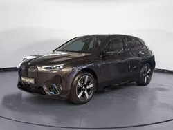Grau Gebraucht 2024 BMW iX SUV | 52.490 € (Superpreis)