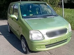 Grün Gebraucht 2000 Opel Agila Kleinwagen | 900 € (Fairer Preis)