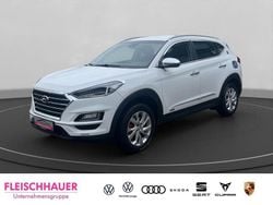 Weiss Gebraucht 2019 Hyundai Tucson Trend SUV | 17.970 € (Fairer Preis)