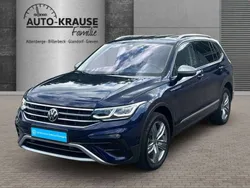 Atlantic blue Gebraucht 2024 VW Tiguan Allspace Elegance SUV | 42.875 € (Fairer Preis)