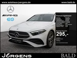Weiss unilack polarweiss Gebraucht 2024 Mercedes A250 AMG Limousine | 32.880 € (Fairer Preis)