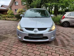 Silber Gebraucht 2004 Mitsubishi Grandis Van / Kleinbus | 2.500 € (Guter Preis)