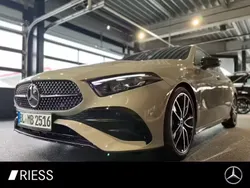 Manufaktur lack manufaktur alpingrau uni Gebraucht 2025 Mercedes A200 AMG Limousine | 37.950 € (Teuer)