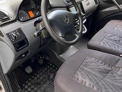 Weiß Gebraucht 2010 Mercedes Vito Van / Kleinbus | 4.000 € (Fairer Preis)