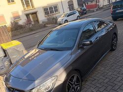 Grau Gebraucht 2014 Mercedes 250 AMG line Coupé | 16.000 € (Fairer Preis)