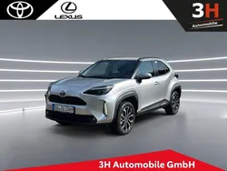 Silber Gebraucht 2025 Toyota Yaris Cross SUV | 27.990 €