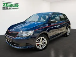 Blau Gebraucht 2016 Skoda Fabia Active Limousine | 9.450 € (Fairer Preis)