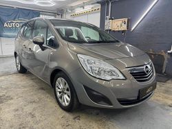 Braun Gebraucht 2013 Opel Meriva Active Van / Kleinbus | 4.999 € (Fairer Preis)