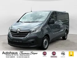 Grau Gebraucht 2021 Renault Trafic Komfort Van | 19.990 € (Fairer Preis)