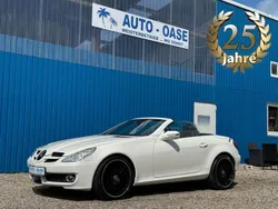 Weiß Gebraucht 2008 Mercedes SLK200 Cabrio | 12.990 € (Etwas zu teuer)