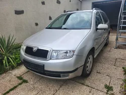 Silber Gebraucht 2001 Skoda Fabia Kombi | 2.100 € (Teuer)