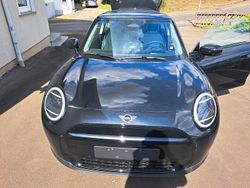 Schwarz Gebraucht 2024 Mini Cooper Kleinwagen | 33.000 € (Teuer)
