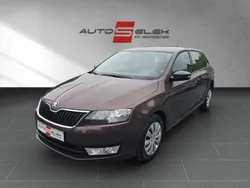 Braun Gebraucht 2016 Skoda Rapid Ambition Limousine | 12.950 € (Teuer)