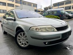Grau Gebraucht 2001 Renault Laguna II Kombi | 3.000 € (Teuer)