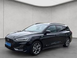 Schwarz Gebraucht 2024 Ford Focus ST-Line X Kombi | 22.880 € (Superpreis)