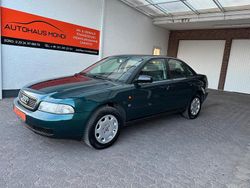 Grün Gebraucht 1995 Audi A4 Limousine | 4.800 €
