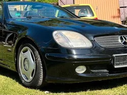 Schwarz Gebraucht 2001 Mercedes SLK200 Cabrio | 1.750 € (Etwas zu teuer)
