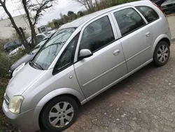 Gebraucht 2005 Opel Meriva Edition Van / Kleinbus | 800 € (Guter Preis)