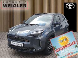 Grau Gebraucht 2025 Toyota Yaris Cross Premium SUV | 35.490 €