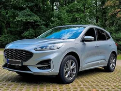 Silber Gebraucht 2022 Ford Kuga ST-Line SUV | 21.900 € (Superpreis)