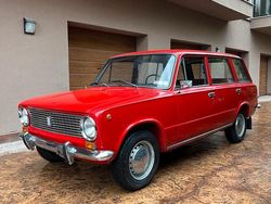 Rot Gebraucht 1984 Lada 2102 Kombi | 6.500 €