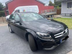 Schwarz Gebraucht 2016 Mercedes C220 Kombi | 14.000 €