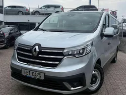Grau Gebraucht 2022 Renault Trafic Van | 27.850 € (Guter Preis)