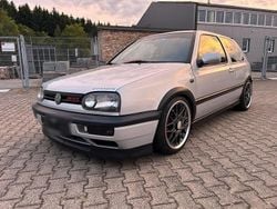 Silber Gebraucht 1996 VW Golf III GTI Limousine | 8.500 € (Teuer)