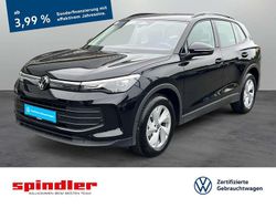 Grenadillschwarz metallic Gebraucht 2024 VW Tiguan Basis SUV | 33.460 € (Fairer Preis)